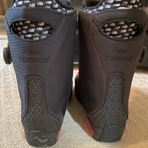 New Balance 686 snowboard boots - Picture 2 of 7
